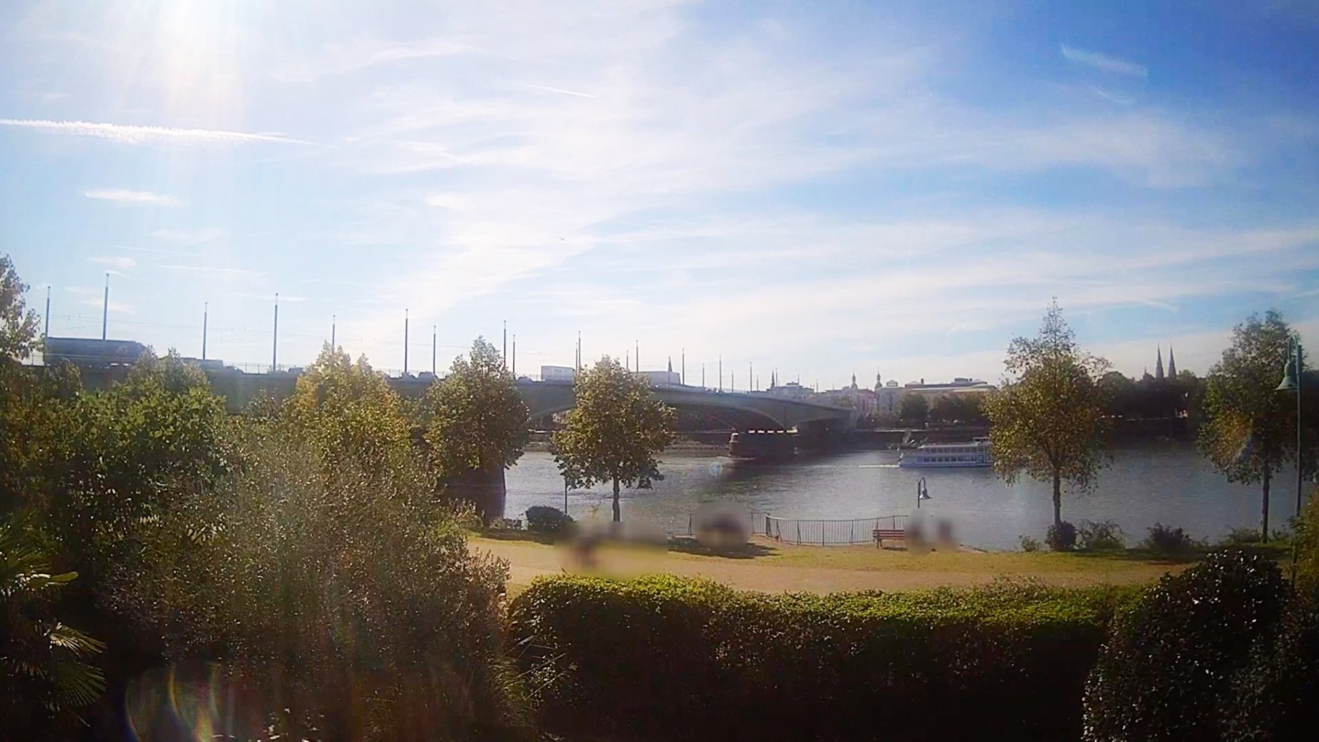 Webcam in Bonn-Beuel an der Kennedybrücke am Rhein