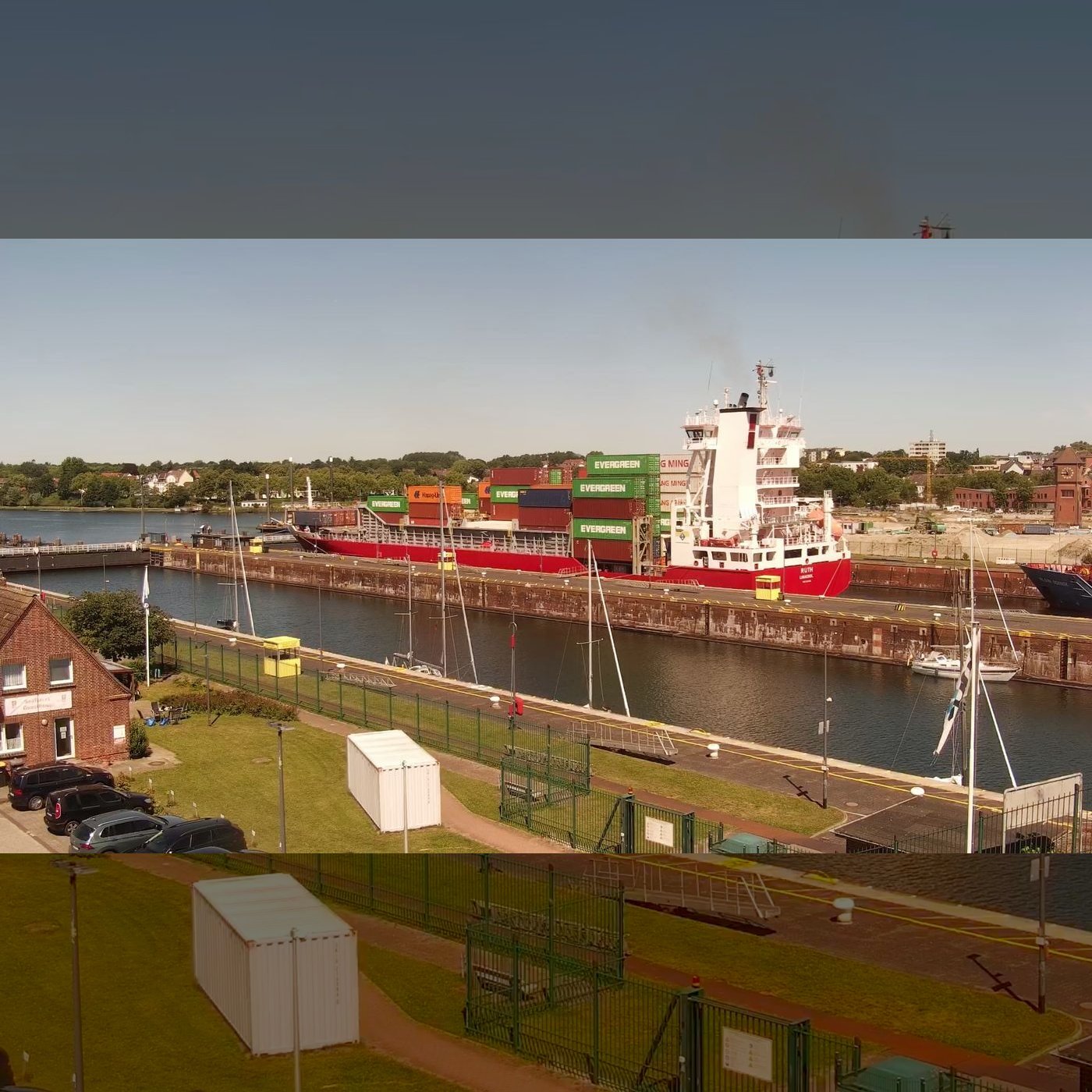 Webcam am Nord-Ostsee-Kanal NOK Schleuse Kieler Förde